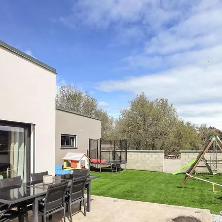 In With Outdoor Swimming Pool Holiday home *